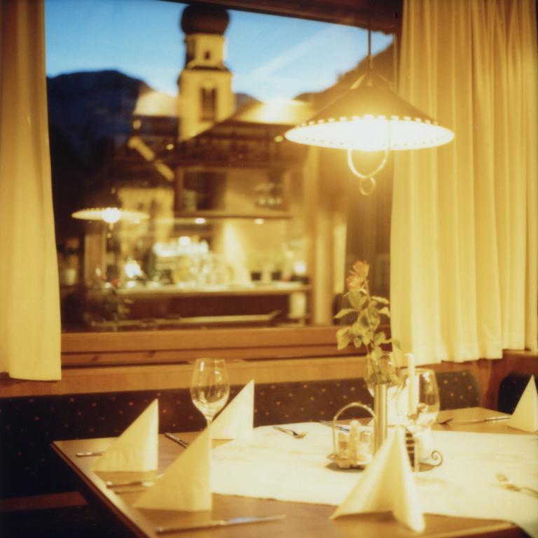 Alfonsstueberl - Ferienwohnungen & Restaurant Innervillgraten Zewnętrze zdjęcie