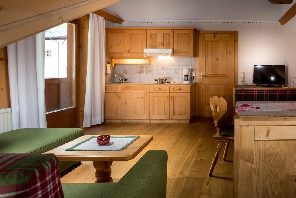 Alfonsstueberl - Ferienwohnungen & Restaurant Innervillgraten Zewnętrze zdjęcie