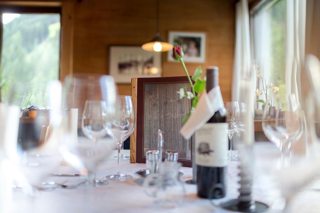 Alfonsstueberl - Ferienwohnungen & Restaurant Innervillgraten Zewnętrze zdjęcie